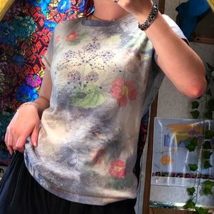 Pastel fairy floral shirt🧚‍♀️✨️💕